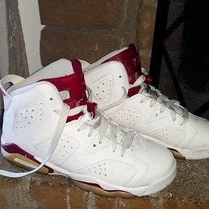 Jordan Retro "Maroons" 7y 2015